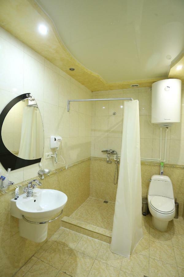 Vanatur Hotel Giumri Zewnętrze zdjęcie